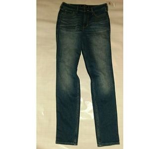 Hollister Jean